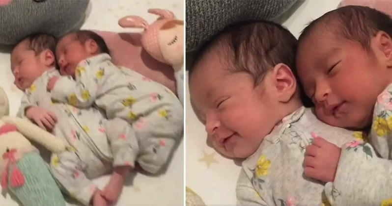 Vídeo de gêmeas recém-nascidas se abraçando enquanto dormem se torna viral