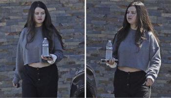 Selena Gomez foi almoçar com uma roupa confortável e sem maquiagem, abraçou sua beleza natural