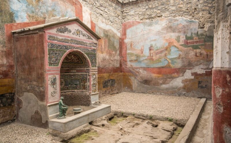 Quarto quase intacto é encontrado na Pompéia, a cidade romana mais bem preservada do mundo