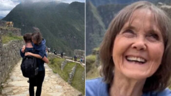 Homem carrega mãe com problemas de visão por Machu Picchu para que ela não perdesse a experiência