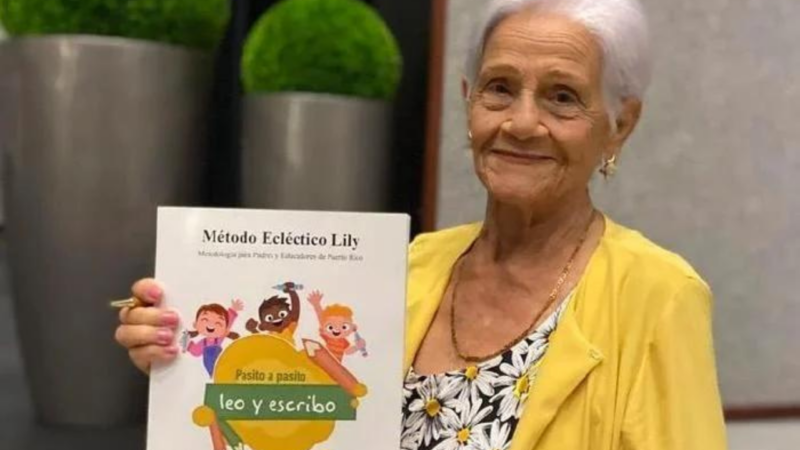 Professora de 90 anos lançou livro para ensinar crianças a ler e escrever: “Esse é o meu sonho”